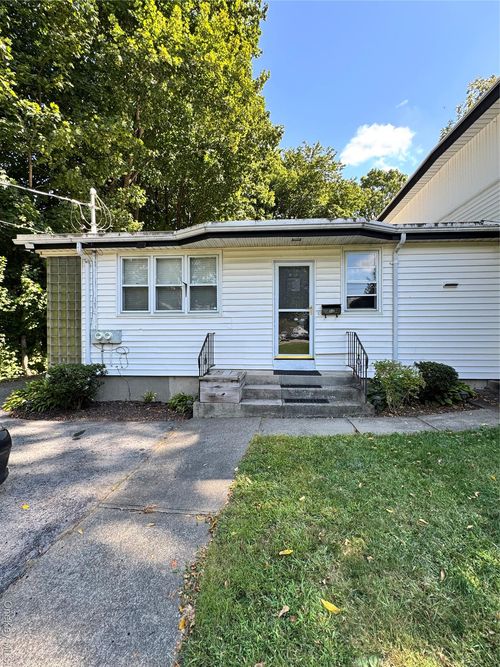 1-84 E Main St, Pawling, NY, 12564-1409 | Card Image