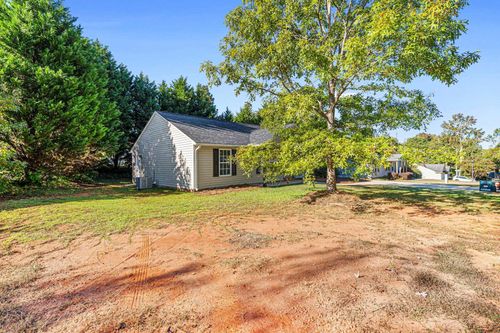 159 Falcon Ridge Dr, Boiling Springs, SC, 29316-8330 | Card Image