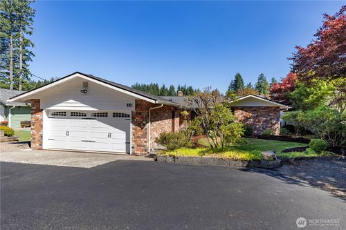 881 E Ballantrae Dr, Shelton, WA, 98584-8570 | Card Image