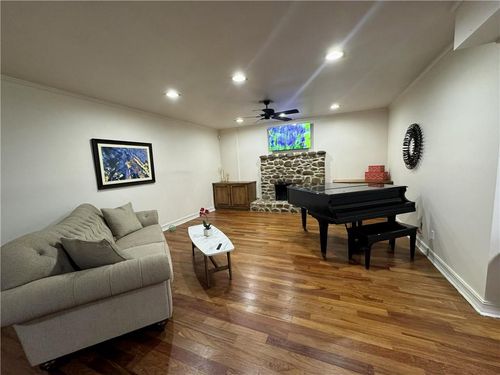714 Fairview Club Cir, Dacula, GA, 30019-3118 | Card Image