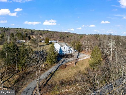 5990 Little Gap Rd, Kunkletown, PA, 18058-3046 | Card Image