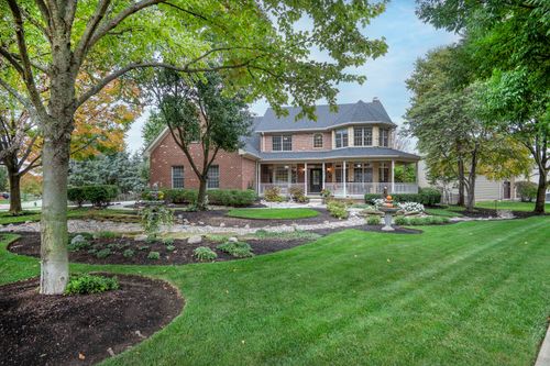 1897 Von Hoff Dr, Batavia, IL, 60510-8364 | Card Image