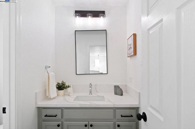 4135 Keepsake Ct, House other with 3 bedrooms, 3 bathrooms and 2 parking in Tracy CA | Image 13