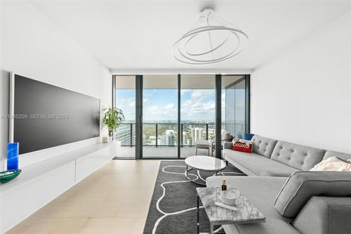 unit-4304-1000 Brickell Plz, Miami, FL, 33131-3873 | Card Image