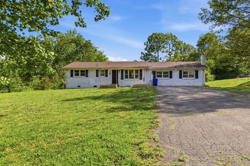 2082 Skyview Cir, Clarksville, TN, 37042-4106 | Card Image