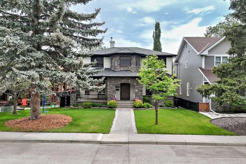 3230 8 St Sw, Calgary, AB, T2T3A6 | Card Image