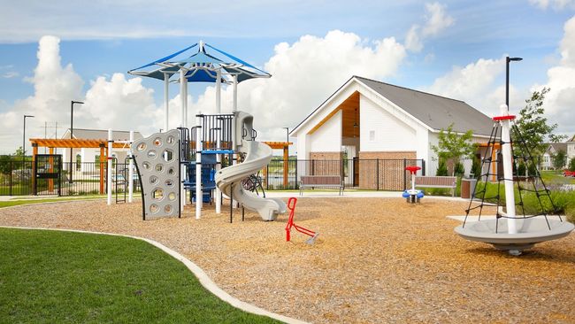 View of community play area | Image 15