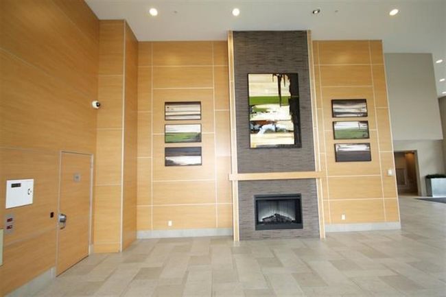 309 - 2982 Burlington Drive, Condo with 1 bedrooms, 0 bathrooms and 1 parking in Coquitlam BC | Image 2
