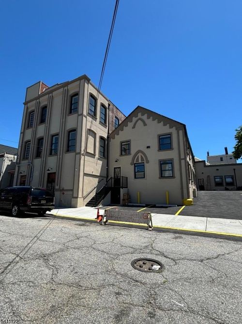 201-24 Elm St, Paterson, NJ, 07501-1858 | Card Image
