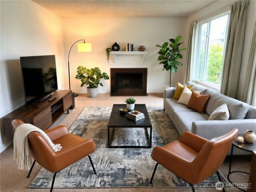 8848 Interlake Avenue N, Seattle, WA, 98103 | Card Image