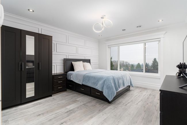 6378 Neville Street, House other with 8 bedrooms, 6 bathrooms and 4 parking in Burnaby BC | Image 20