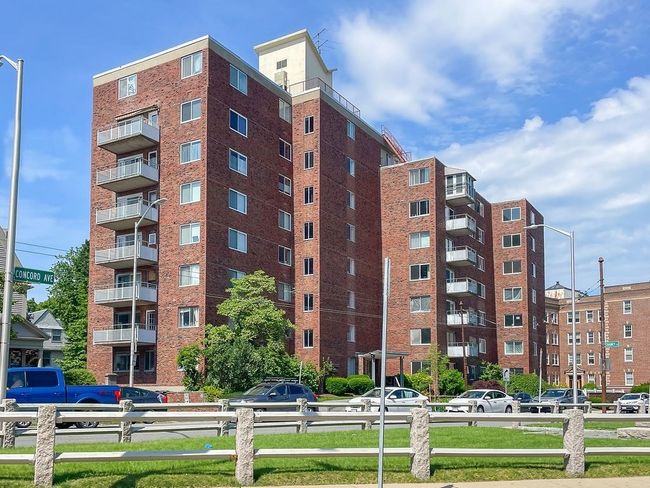 APT-824 - 14 Concord Ave, Condo with 3 bedrooms, 2 bathrooms and 1 parking in Cambridge MA | Image 18