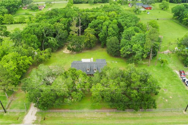 9528 Gates Loop, House other with 3 bedrooms, 2 bathrooms and null parking in Manvel TX | Image 16