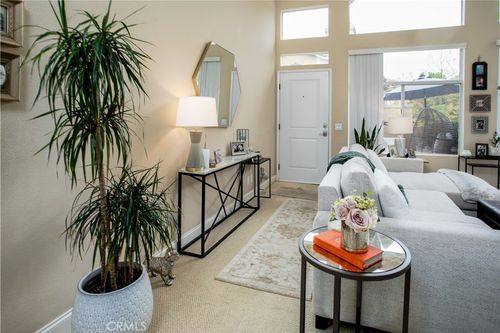 1g-19431 Rue De Valore, Foothill Ranch, CA, 92610-2317 | Card Image
