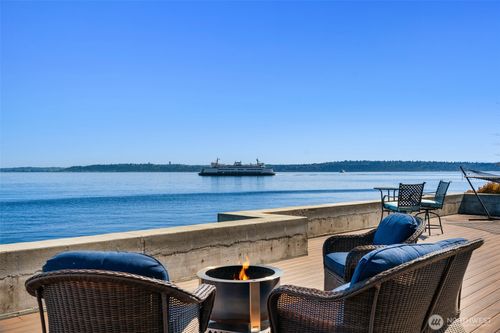 10843 Point Vashon Dr Sw, Vashon, WA, 98070-3041 | Card Image