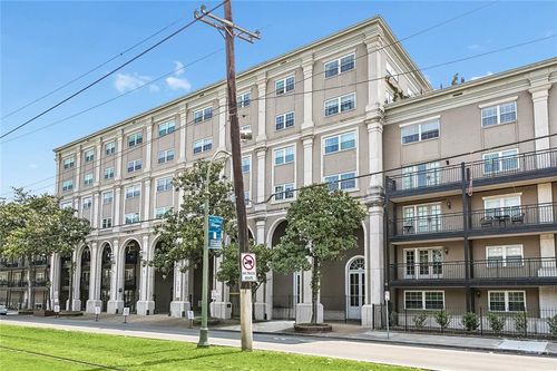 320-1750 Saint Charles Ave, New Orleans, LA, 70130-6743 | Card Image