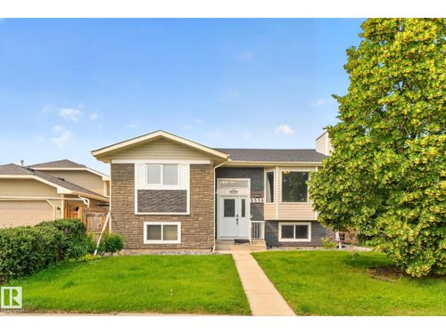 9530 174 Ave Nw, Edmonton, AB, T5Z2B3 | Card Image