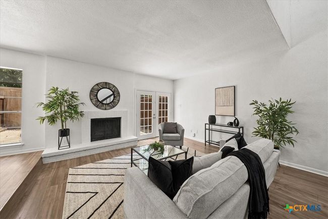9206 Flickering Shadow Dr, Townhouse with 3 bedrooms, 3 bathrooms and null parking in Dallas TX | Image 7