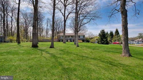 152 Blooming Glen Rd, PERKASIE, PA, 18944-2360 | Card Image