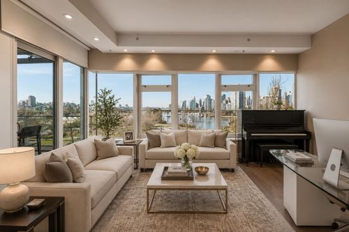 504-181 Athletes Way, Vancouver, BC, V5Y0E5 | Card Image