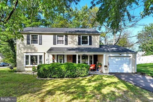 1 Princeton Ln, Willingboro, NJ, 08046-2738 | Card Image