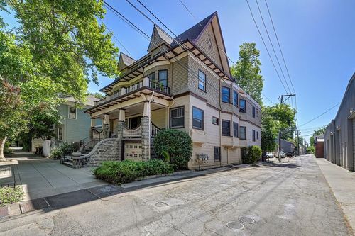 815 17th Street, Sacramento, CA, 95811 | Card Image