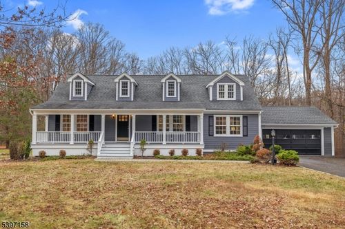 30 Cooper Ln, Chester, NJ, 07930-2635 | Card Image