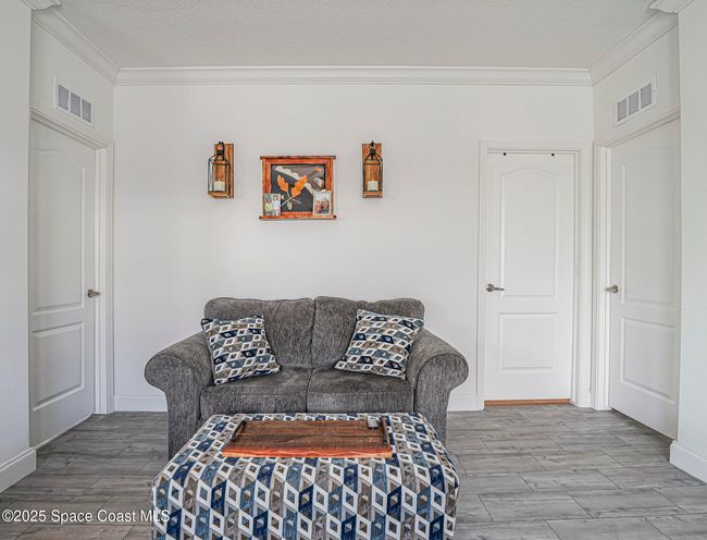 623 Hyacinth Cir, House other with 3 bedrooms, 2 bathrooms and null parking in Barefoot Bay FL | Image 14