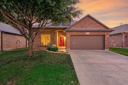 529 Branding Iron Trl, Fort Worth, TX, 76131-4586 | Card Image