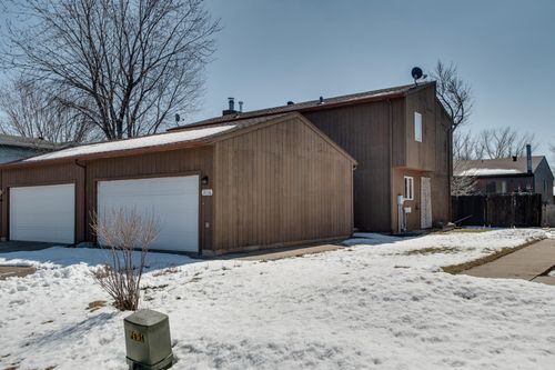 2116 28th Ave S, Fargo, ND, 58103-6726 | Card Image