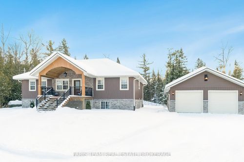 66 Meadows Ave, Waubaushene, ON, L0K2C0 | Card Image