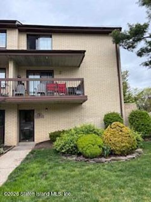 3a-26 Windham Loop, Staten Island, NY, 10314 | Card Image