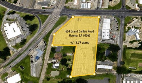 624 Grand Caillou Rd, Houma, LA, 70363-5151 | Card Image