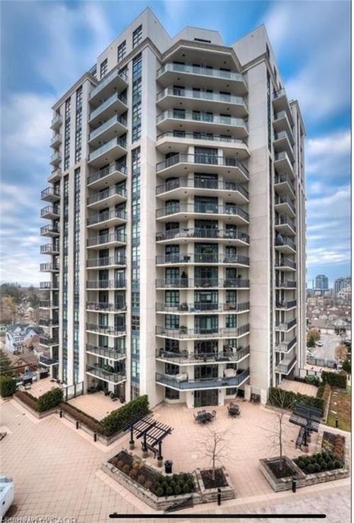 {{alt}} | Card Image