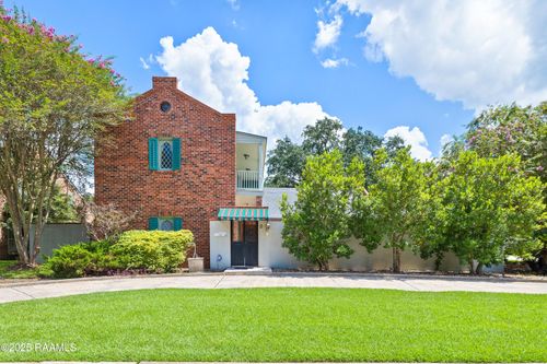 2 Rue De Verger, New Iberia, LA, 70563-1810 | Card Image