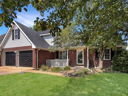 915 Diamond Rdg, Jefferson City, MO, 65109-6850 | Card Image