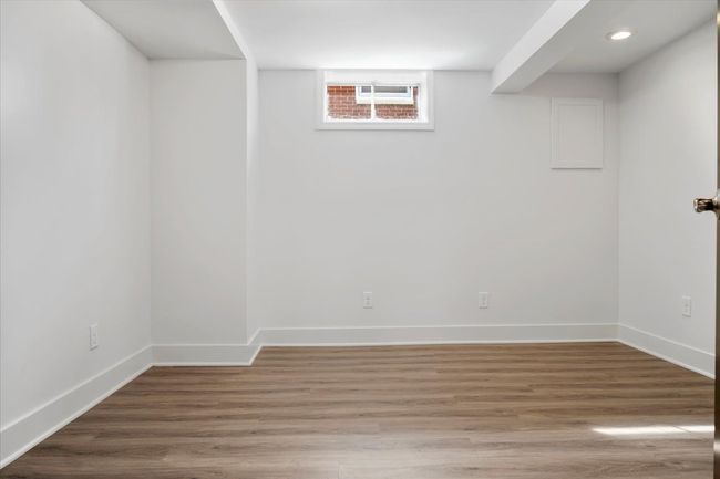 1109 Hovey Ave, Home with 2 bedrooms, 1 bathrooms and null parking in Normal IL | Image 22