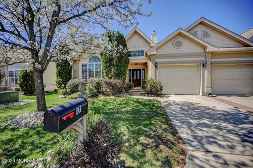 17 Umberland Pl, Monroe, NJ, 08831-2625 | Card Image