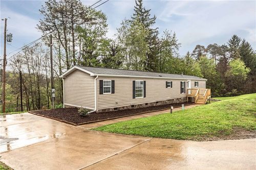 220 Polo Dr, Shelocta, PA, 15774 | Card Image