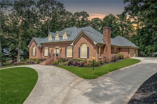 2065 Innsfail Dr, Snellville, GA, 30078-5613 | Card Image