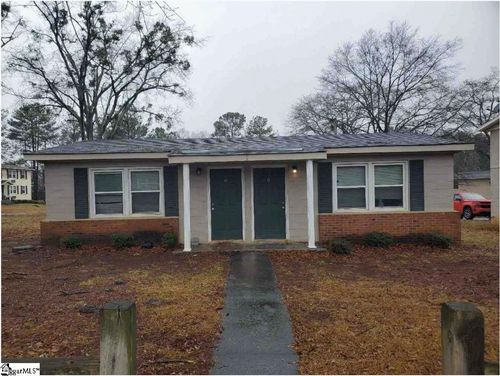 8a-201 Chandler Dr, GAFFNEY, SC, 29340-3956 | Card Image