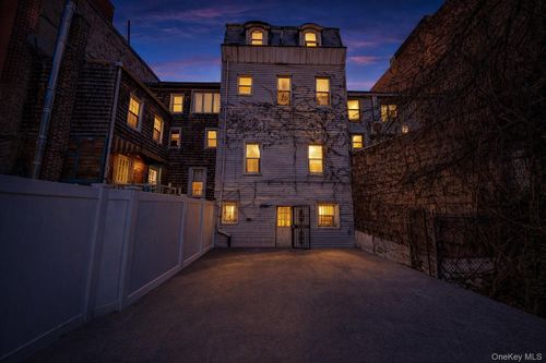 488 Classon Ave, Brooklyn, NY, 11238-2501 | Card Image