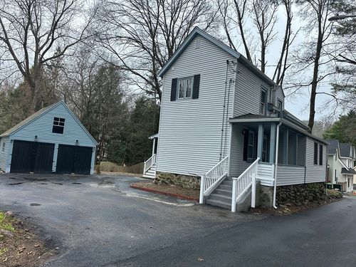 6 Oakland Cir, Wellesley, MA, 02481-7609 | Card Image