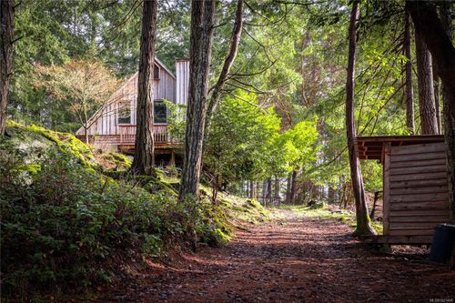 185 Bulman Rd, Salt Spring Island, BC, V8K1X5 | Card Image