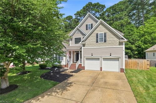 109 Overlook Pt, Yorktown, VA, 23693-2662 | Card Image
