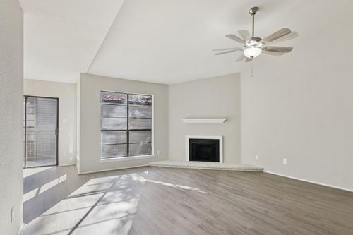 apt-98-9707 Richmond Ave, Houston, TX, 77042-4609 | Card Image