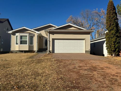 4953 49 St, Sedgewick, AB, T0B4C0 | Card Image