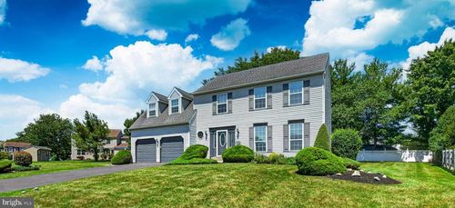 105 Elio Cir, Royersford, PA, 19468-1781 | Card Image