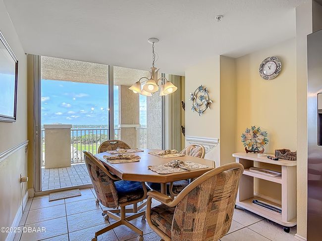 Breakfast Nook with River view balcony | Image 11
