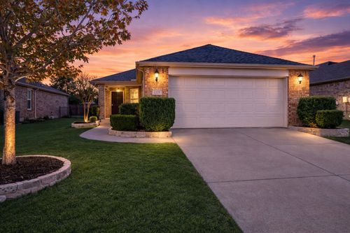 2325 Beachfront Dr, Frisco, TX, 75036-2805 | Card Image